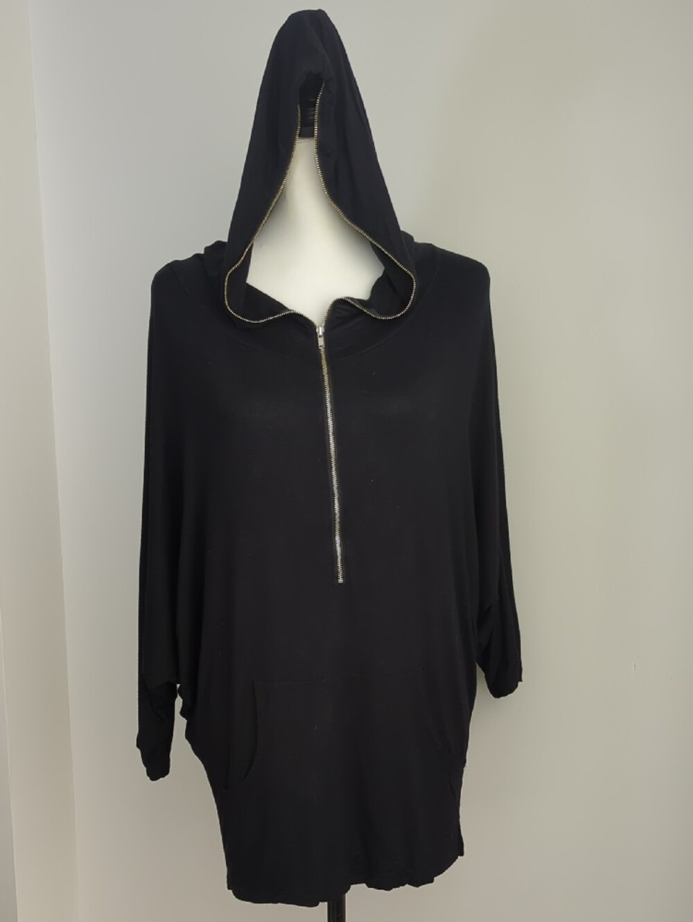 Love Culture Lightweight Black Oversized Hooded Batwing Half-Zip Tunic LARGE - Picture 8 of 15